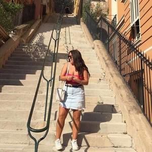 Meet your Posher, Jenny